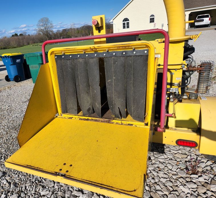 image for item DH0593 Powertek 731  wood chipper