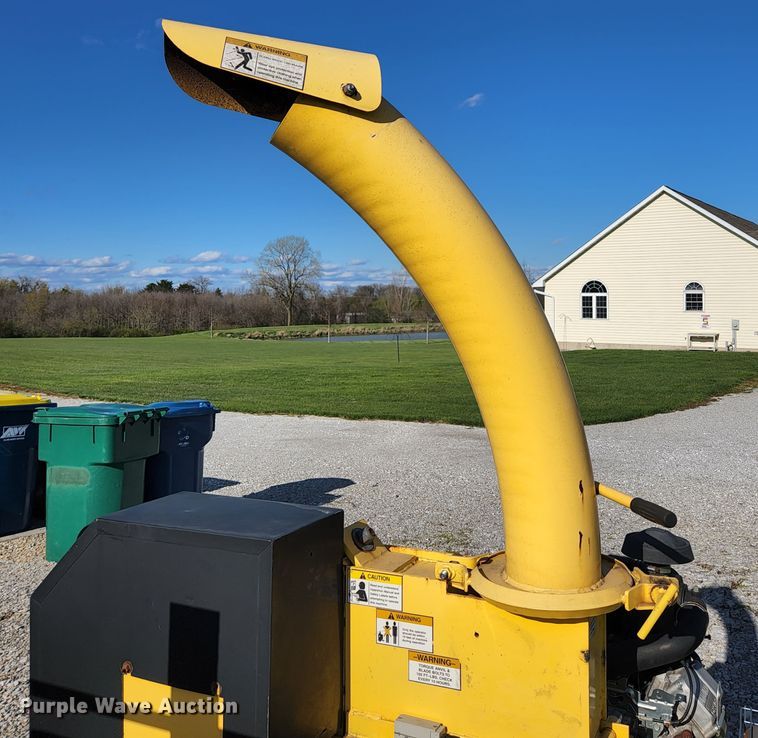 image for item DH0593 Powertek 731  wood chipper