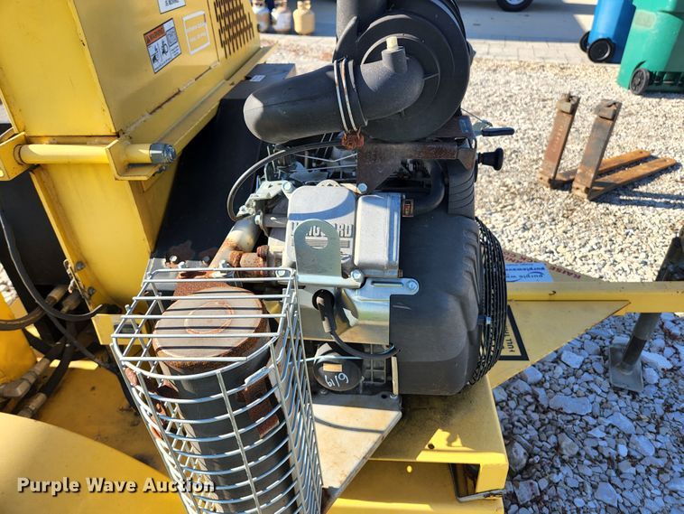 image for item DH0593 Powertek 731  wood chipper