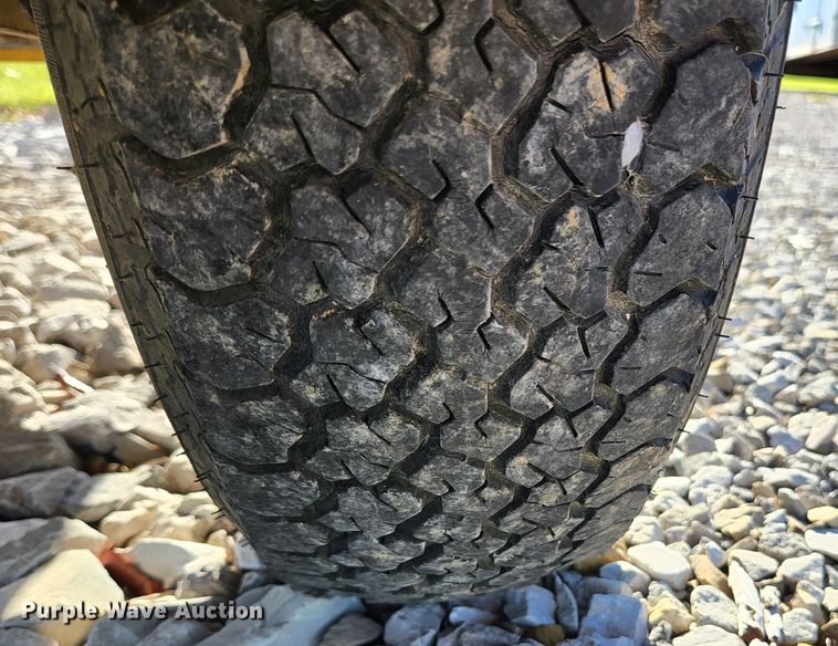 image for item DH0593 Powertek 731  wood chipper