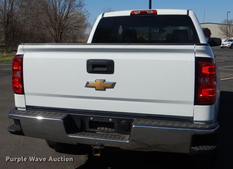 image for item DH8965 2014  Chevrolet Silverado 1500  Crew Cab pickup truck