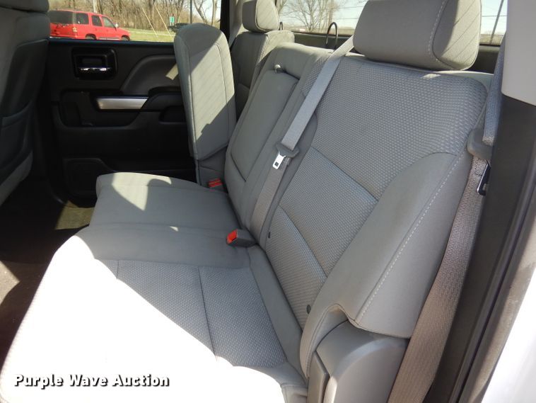 image for item DH8965 2014  Chevrolet Silverado 1500  Crew Cab pickup truck