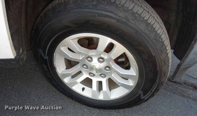 image for item DH8965 2014  Chevrolet Silverado 1500  Crew Cab pickup truck