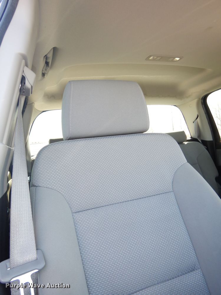 image for item DH8965 2014  Chevrolet Silverado 1500  Crew Cab pickup truck