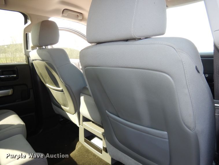 image for item DH8965 2014  Chevrolet Silverado 1500  Crew Cab pickup truck