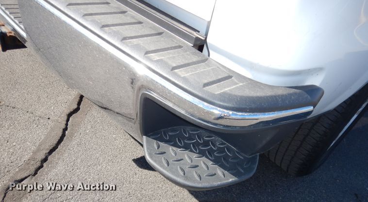 image for item DH8965 2014  Chevrolet Silverado 1500  Crew Cab pickup truck