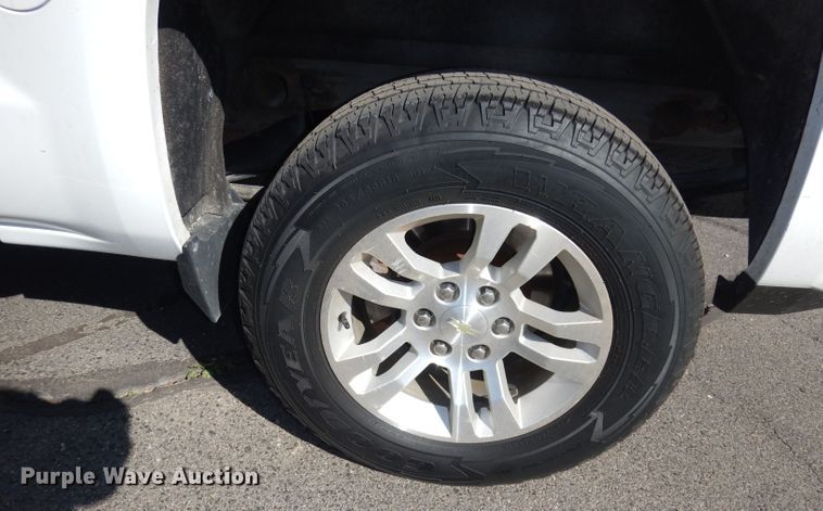 image for item DH8965 2014  Chevrolet Silverado 1500  Crew Cab pickup truck