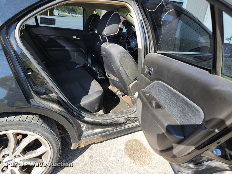 image for item DI1219 2010 Ford Fusion SE