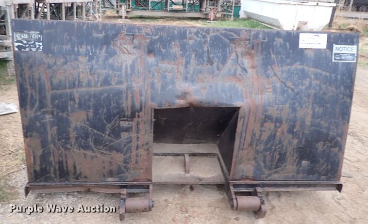 image for item DI1861 Steel roll-off bed