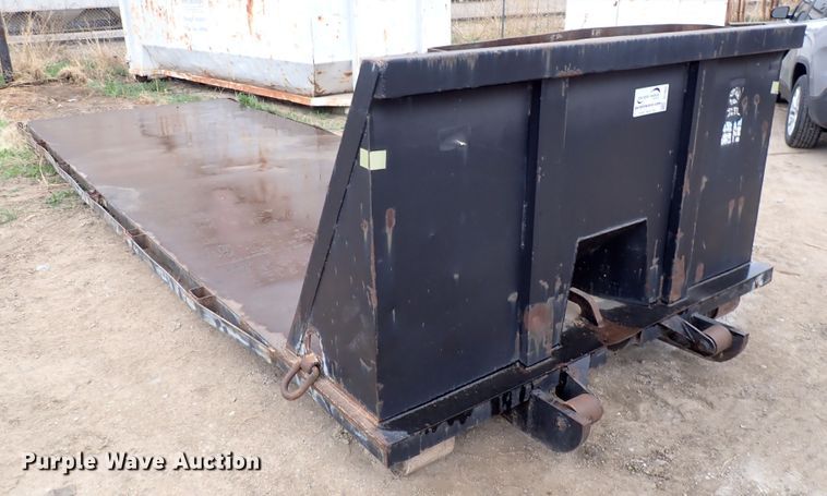 image for item DI1862 Steel roll-off bed
