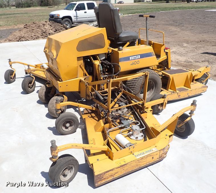 image for item DI1916 Hustler 4600  lawn mower
