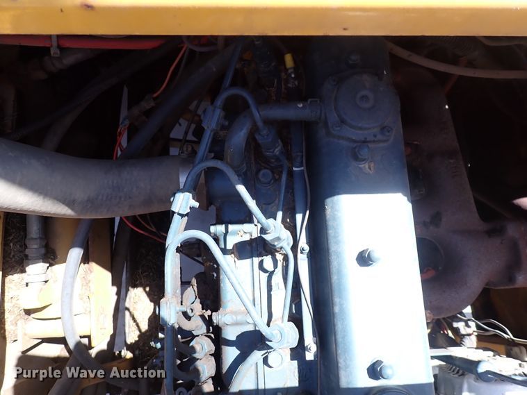 image for item DI1916 Hustler 4600  lawn mower