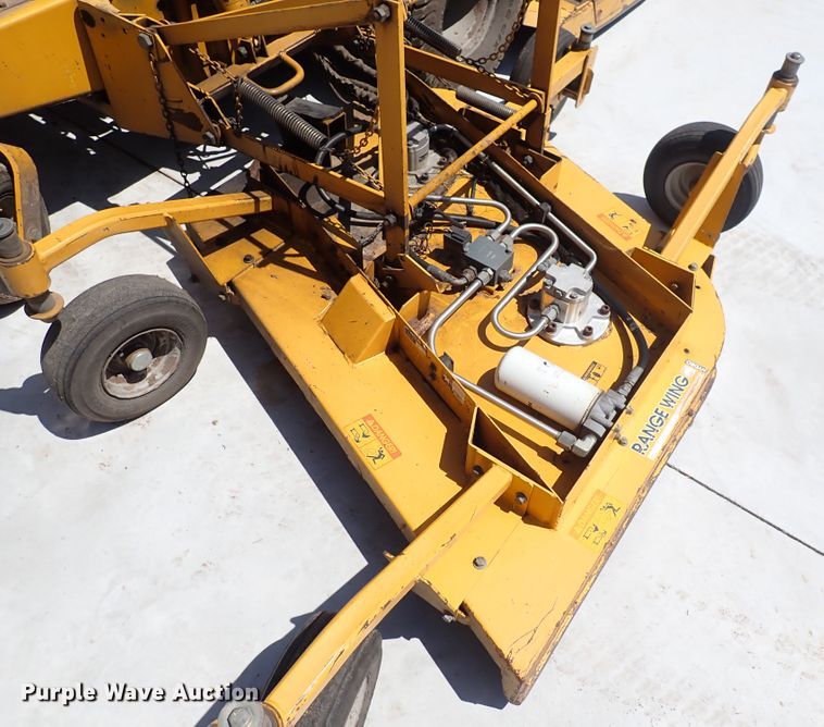 image for item DI1916 Hustler 4600  lawn mower