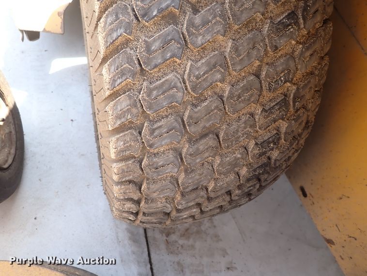 image for item DI1916 Hustler 4600  lawn mower