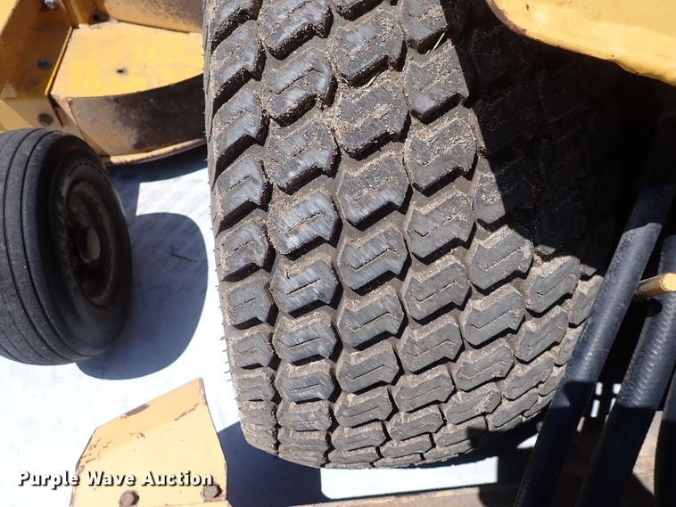 image for item DI1916 Hustler 4600  lawn mower