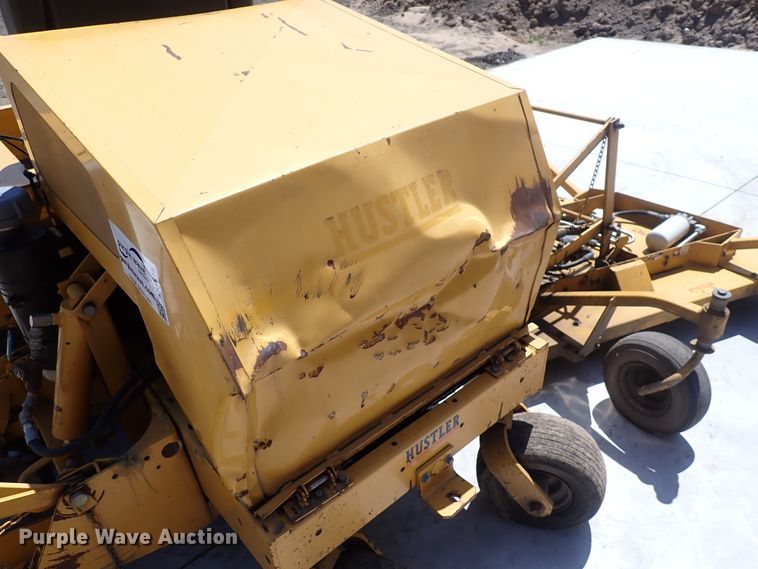 image for item DI1916 Hustler 4600  lawn mower