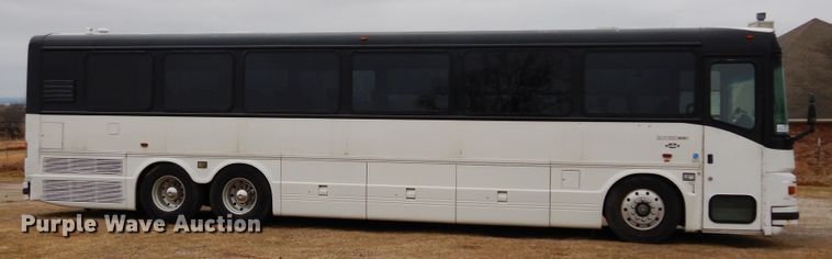 image for item DI8686 2000 Blue Bird LTC-40  coach bus
