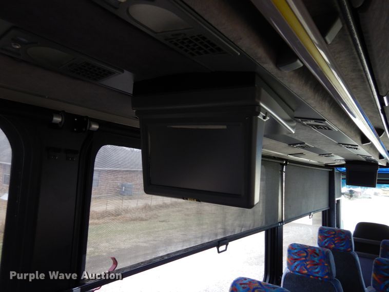 image for item DI8686 2000 Blue Bird LTC-40  coach bus