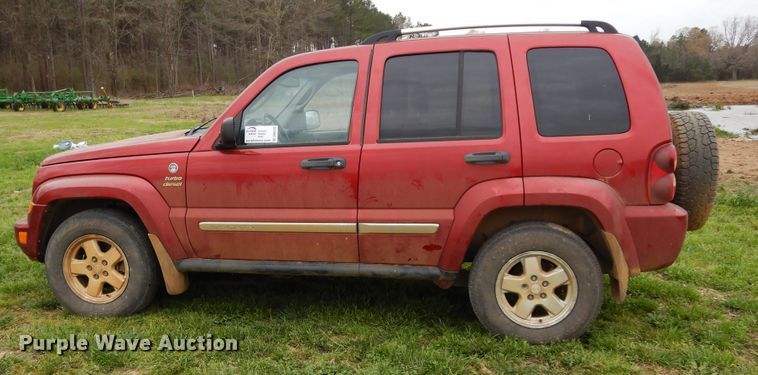 image for item DK0335 2006 Jeep Liberty  SUV