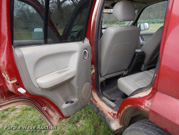 image for item DK0335 2006 Jeep Liberty  SUV