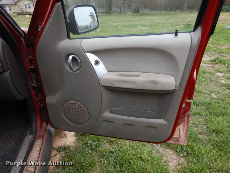 image for item DK0335 2006 Jeep Liberty  SUV