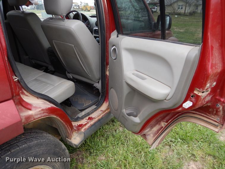 image for item DK0335 2006 Jeep Liberty  SUV