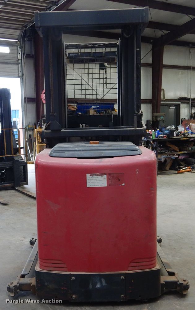 image for item DK0340 Raymond 520-OPC30TT  forklift