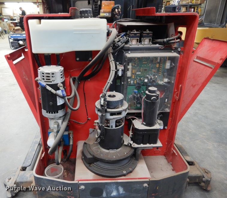 image for item DK0340 Raymond 520-OPC30TT  forklift