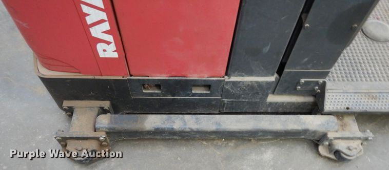 image for item DK0340 Raymond 520-OPC30TT  forklift