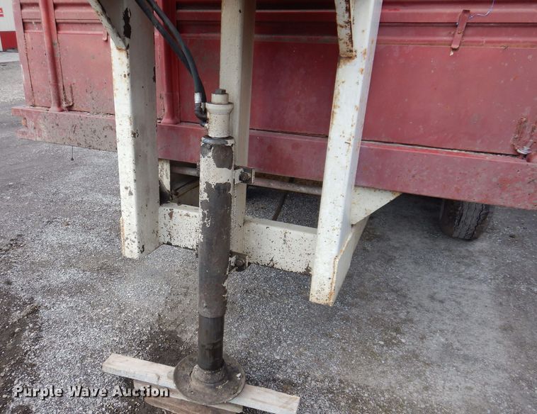 image for item DK1984 1976 Donahue GS30016EM  end dump trailer