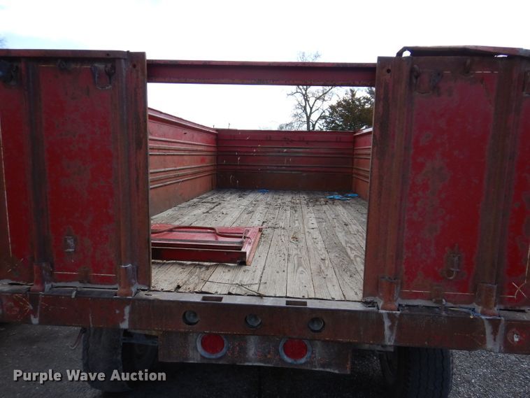 image for item DK1984 1976 Donahue GS30016EM  end dump trailer