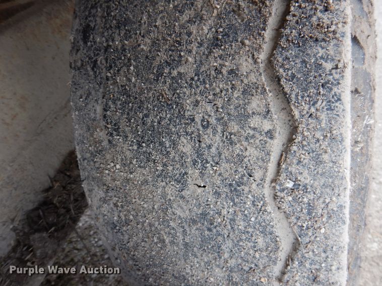 image for item DK1984 1976 Donahue GS30016EM  end dump trailer