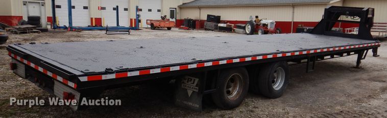 image for item DK1985 2011 PJ Trailer 60429  equipment trailer