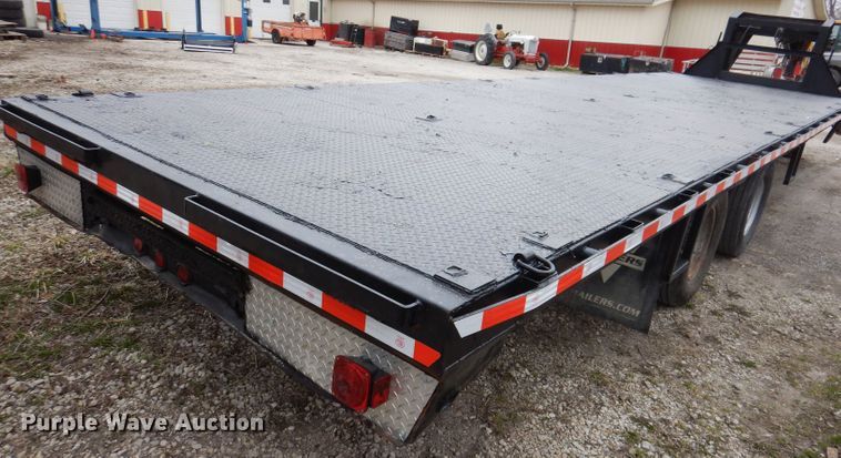 image for item DK1985 2011 PJ Trailer 60429  equipment trailer