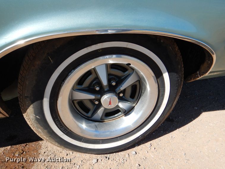 image for item DL0610 1966 Pontiac LeMans  convertible