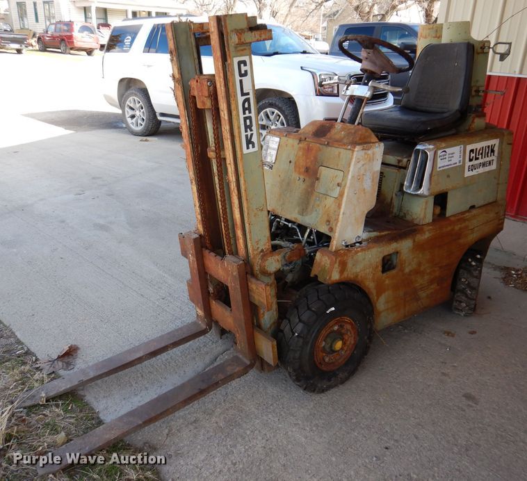 image for item DL5979 Clark C20P LP  forklift