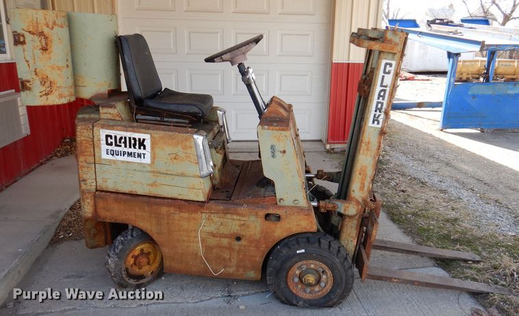 image for item DL5979 Clark C20P LP  forklift