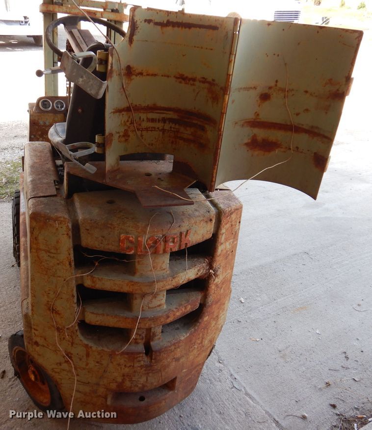 image for item DL5979 Clark C20P LP  forklift