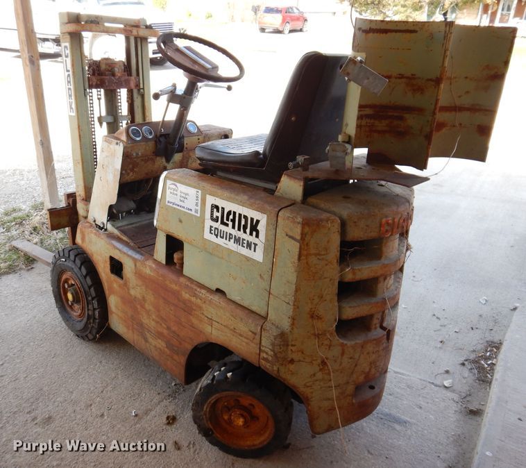 image for item DL5979 Clark C20P LP  forklift