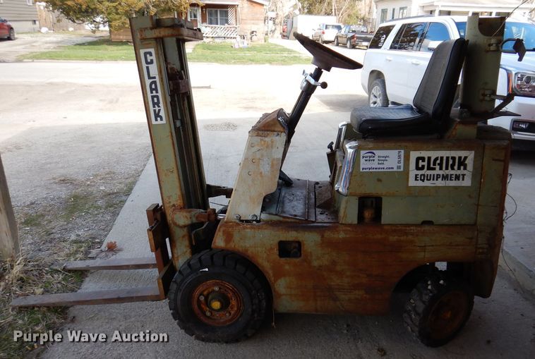 image for item DL5979 Clark C20P LP  forklift