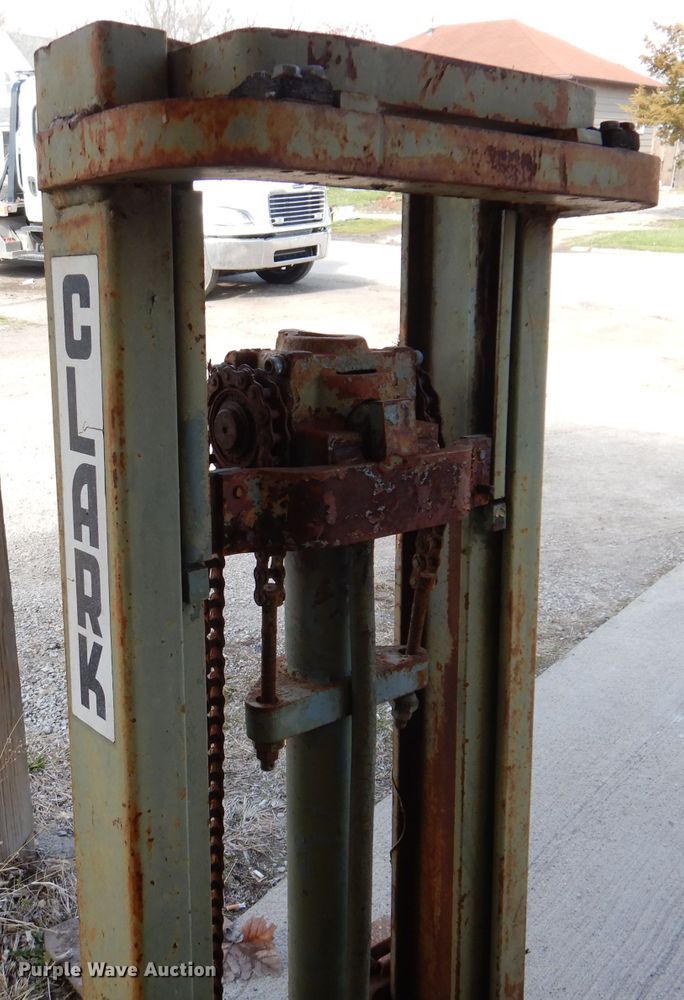 image for item DL5979 Clark C20P LP  forklift