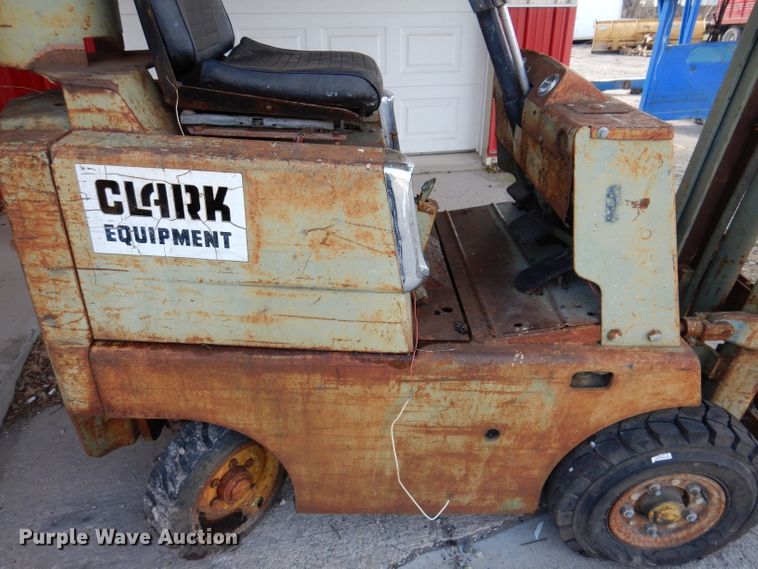 image for item DL5979 Clark C20P LP  forklift
