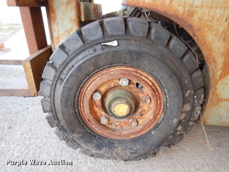 image for item DL5979 Clark C20P LP  forklift