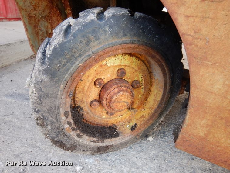 image for item DL5979 Clark C20P LP  forklift