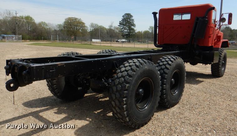 image for item DM3892 1985 Am General M934  truck cab and chassis