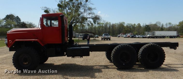 image for item DM3892 1985 Am General M934  truck cab and chassis