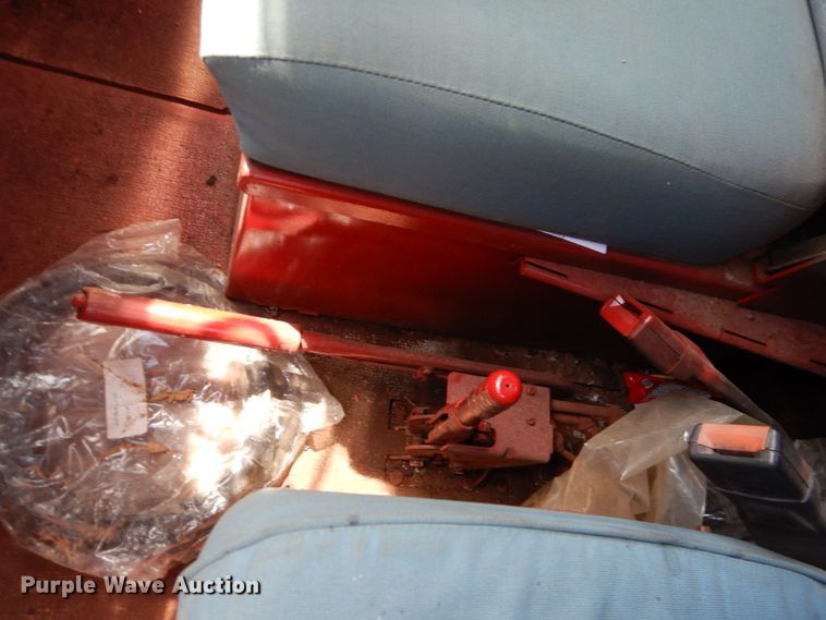 image for item DM3892 1985 Am General M934  truck cab and chassis