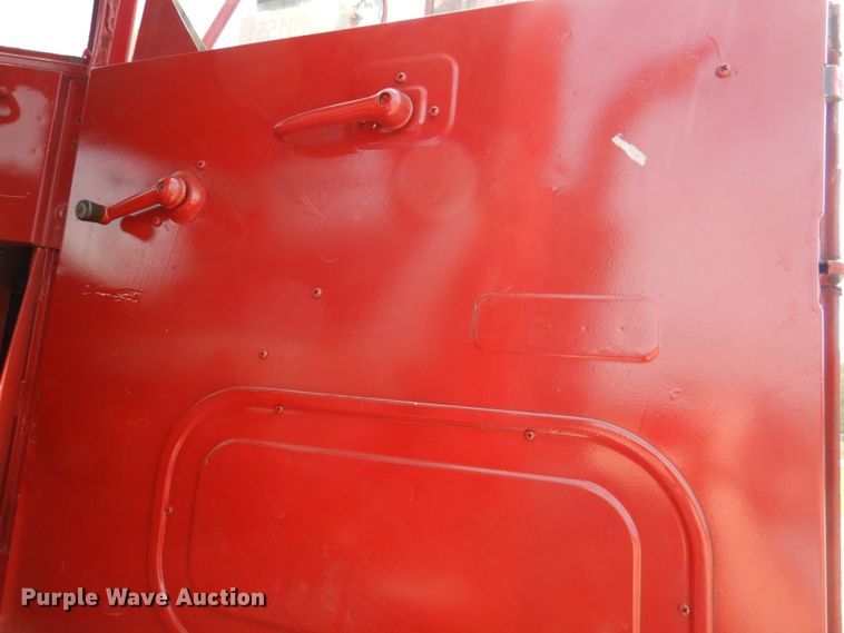 image for item DM3892 1985 Am General M934  truck cab and chassis