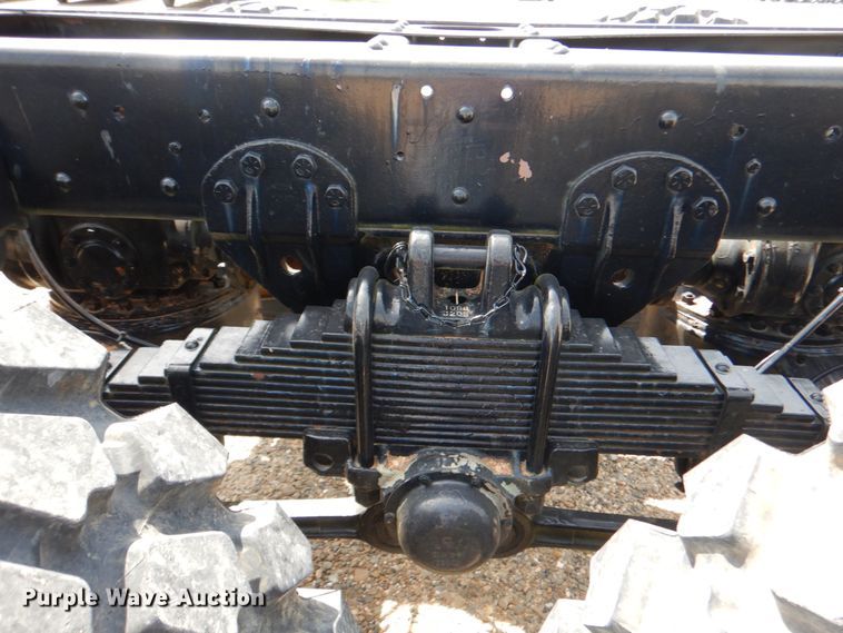 image for item DM3892 1985 Am General M934  truck cab and chassis