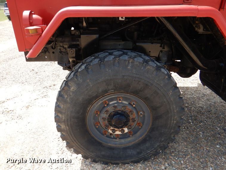 image for item DM3892 1985 Am General M934  truck cab and chassis